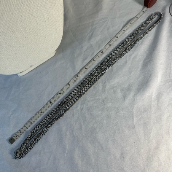 Gorgeous silvertone and light gray blue chain necklace - Picture 5 of 5